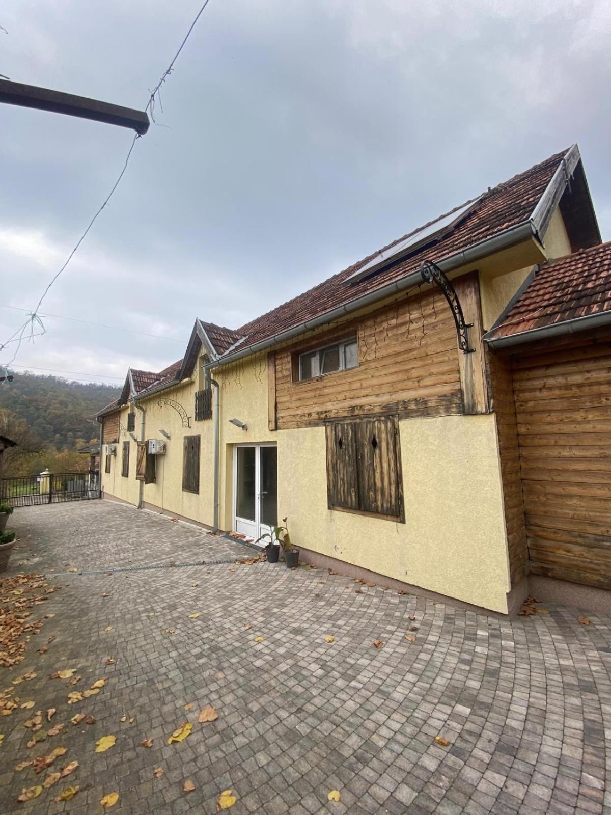 Bed and Breakfast Forest Camp Despotovac Exterior foto